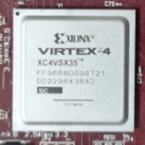 (FPGA Xilinx Virtex 4 (XC4VSX35-10FF668