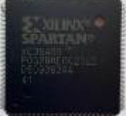 XC3S400 PQG208