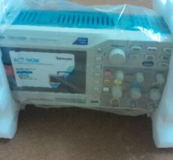 اسیلوسکوپ Tektronix