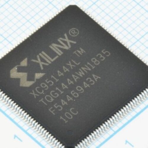 آی سی XC95144XL-10TQG144C یک CPLD با 3200 گیت منطقی دارای 117 پایه I/O و تاخیر زمانی 10 نانوثانیه دارای 8 عدد المان منطقی ( بلاک ) و تعداد 144 عدد Macrocell، از سری XC9500XL می باشد