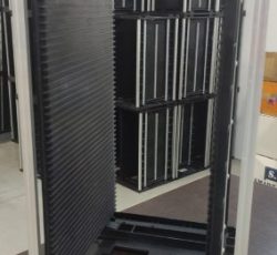 مگزین(قفسه نگهدانده برد)