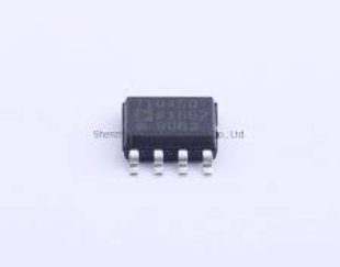 Adp7104