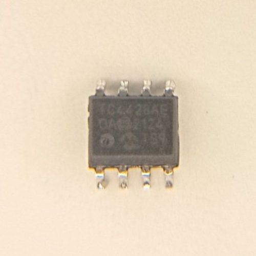 TC4428AE