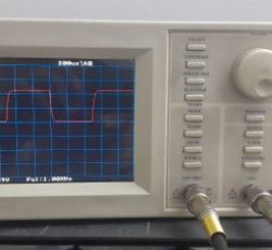اسیلوسکوپ رومیزی