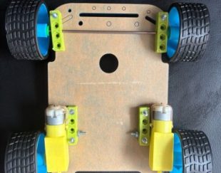 مجموعه کامل بدنه ربات ماشینی (صفحه شاسی، 4 چرخ، میله و قطعه اتصال دهنده چرخ ها به شاسی، 2 عدد آرمیچر)