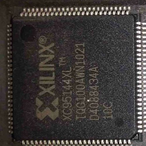 IC xc95144xl