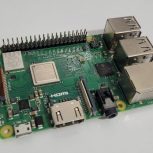Raspberry Pi 3 Model B+ همراه با کیس