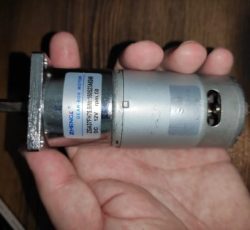 موتور dc گیربکس دار 12 ولت 50 rpm