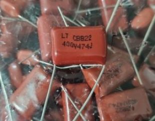 خازن پلی استر 470نانو فاراد 400 ولت (474J 400v)